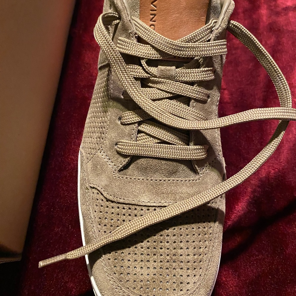 Vince Sneakers
